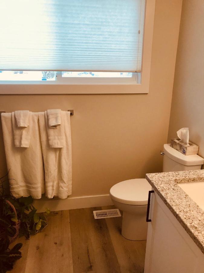 Your Home Away From Home Kelowna Zewnętrze zdjęcie